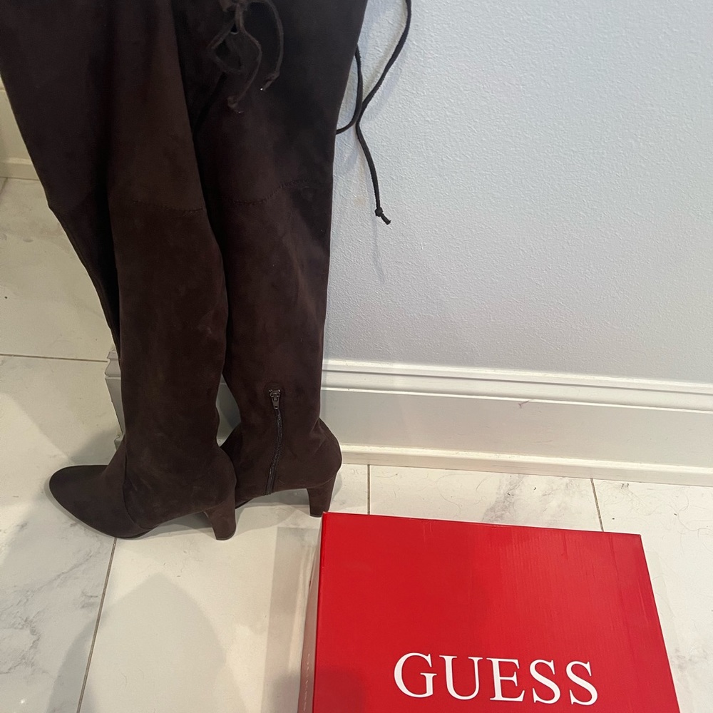 Brand new and never worn, GUESS dark brown over the knee suede boots! Beautiful!